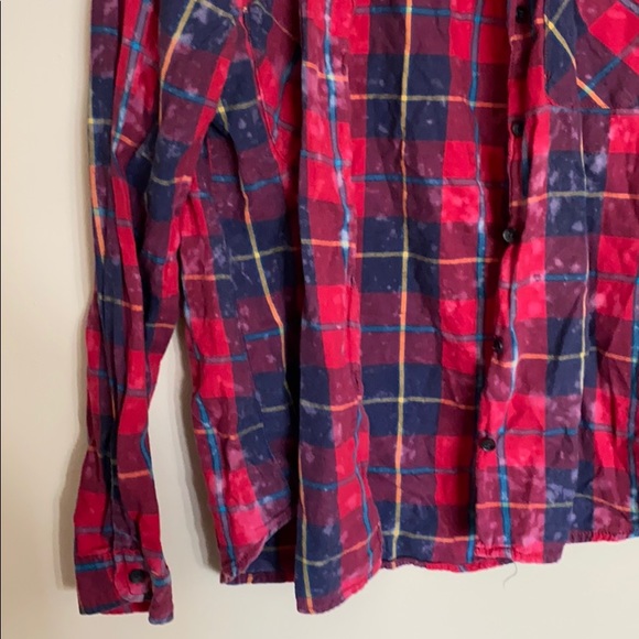 Bleach Distressed Flannel - Picture 3 of 5